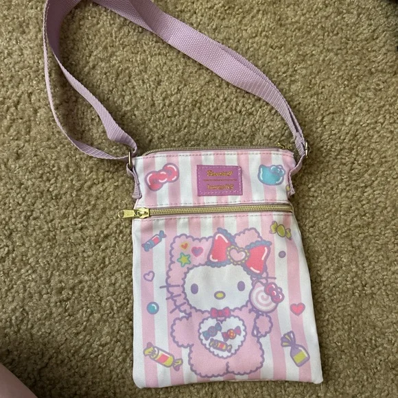 Hello Kitty Loungefly Crossbody Bag - Picture 1 of 1